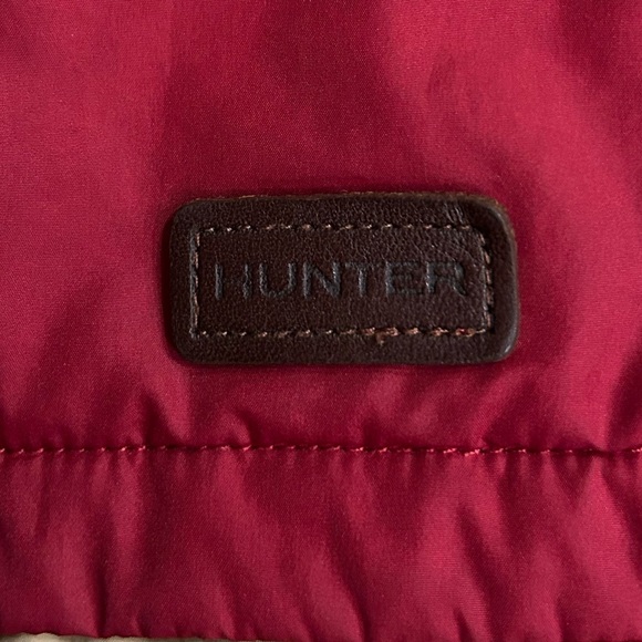 $169 Hunter Quilted Vest Full Zip Women's Sz 0 Red with Pockets water resistant - Picture 3 of 14
